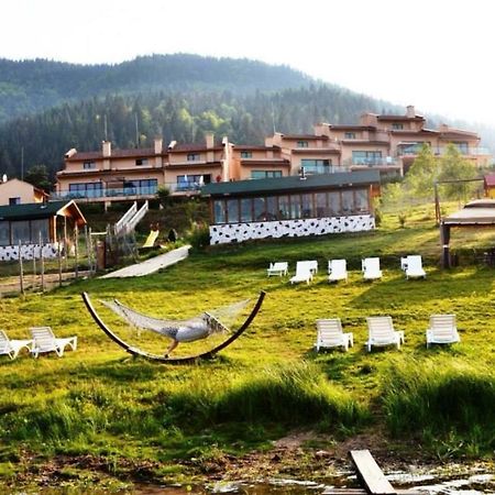 Готель Vip Complex Сирніца Екстер'єр фото